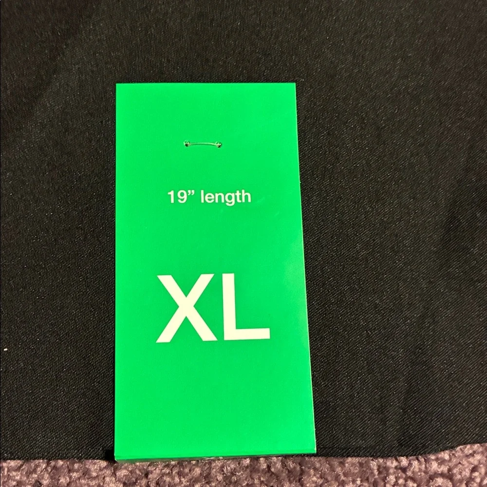 S.C. & Co. Black Stretch Skirt w Shorts Skort
Tummy Control Petal Slit Womans XL - Picture 4 of 5